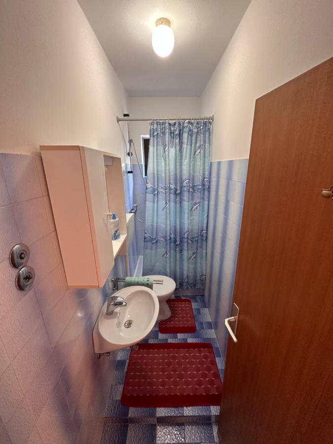 Apartmani Tariba Banjol Buitenkant foto